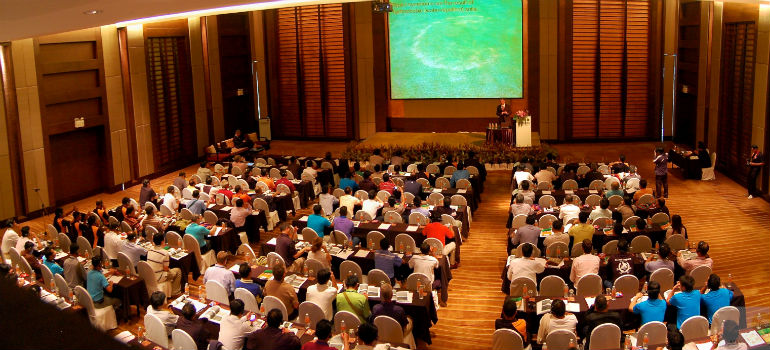 konferanslar toplantılar estetik cerrahi